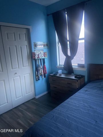 809 Desert Moon Drive, El Paso, TX 79928