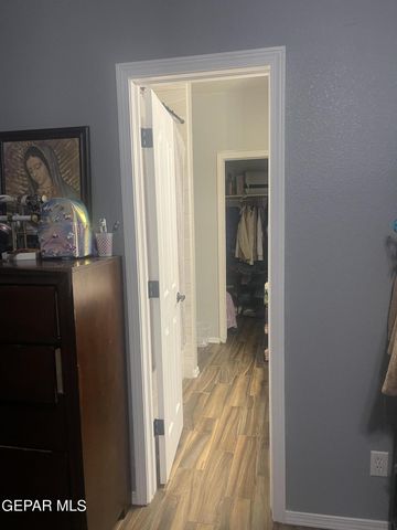 809 Desert Moon Drive, El Paso, TX 79928