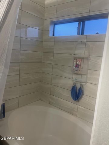 809 Desert Moon Drive, El Paso, TX 79928