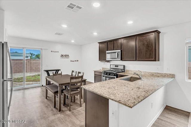 12827 N Peony Drive, Marana, AZ 85653