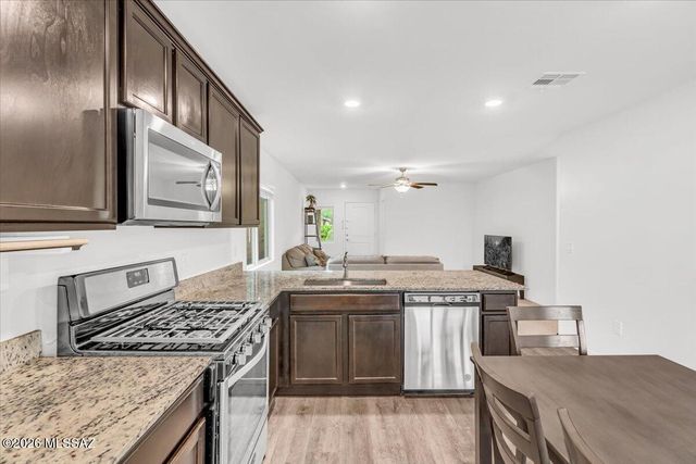 12827 N Peony Drive, Marana, AZ 85653