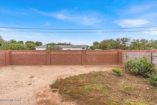 12827 N Peony Drive, Marana, AZ 85653