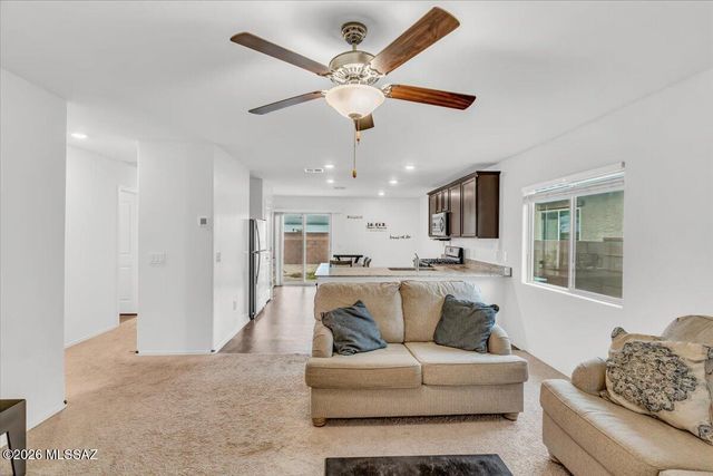 12827 N Peony Drive, Marana, AZ 85653