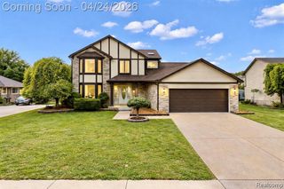 2116 Hidden Trail Drive, Sterling Heights, MI 48314
