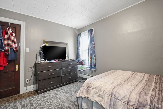 77 Connelly Avenue, Buffalo, NY 14215