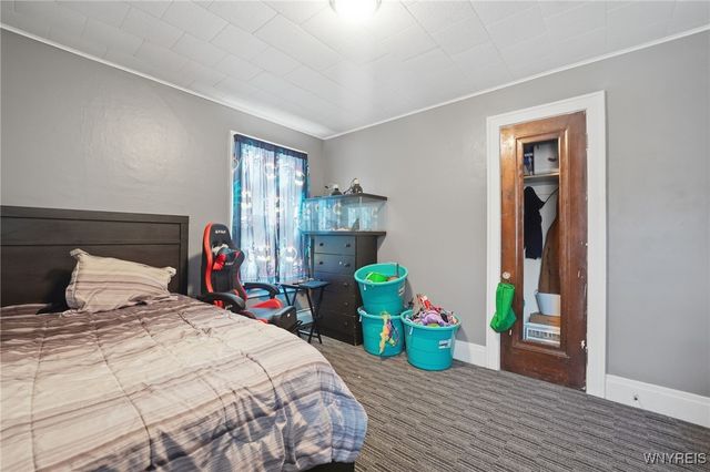 77 Connelly Avenue, Buffalo, NY 14215