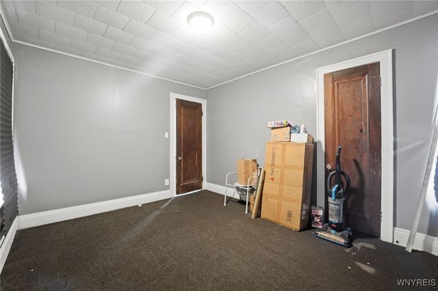 77 Connelly Avenue, Buffalo, NY 14215