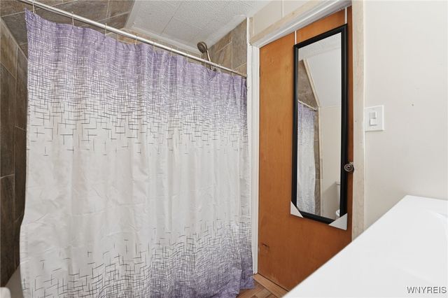 77 Connelly Avenue, Buffalo, NY 14215