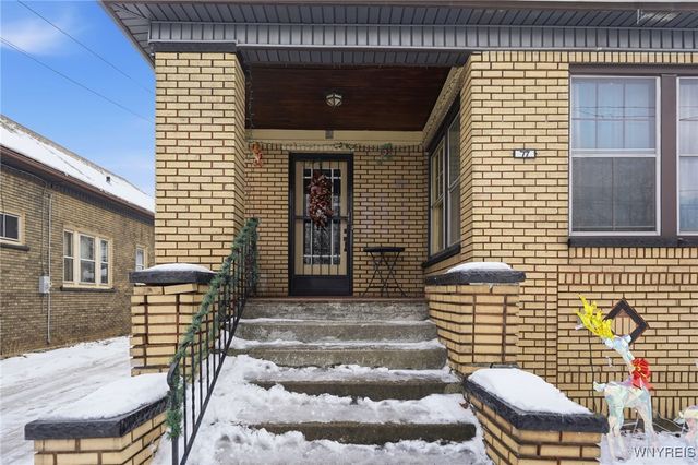 77 Connelly Avenue, Buffalo, NY 14215