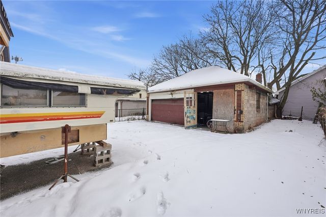 77 Connelly Avenue, Buffalo, NY 14215