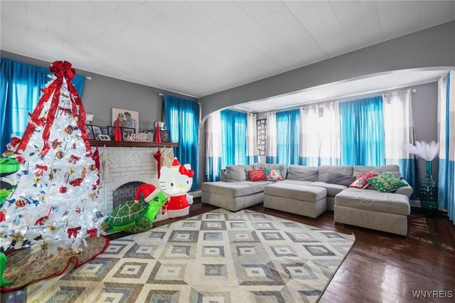 77 Connelly Avenue, Buffalo, NY 14215