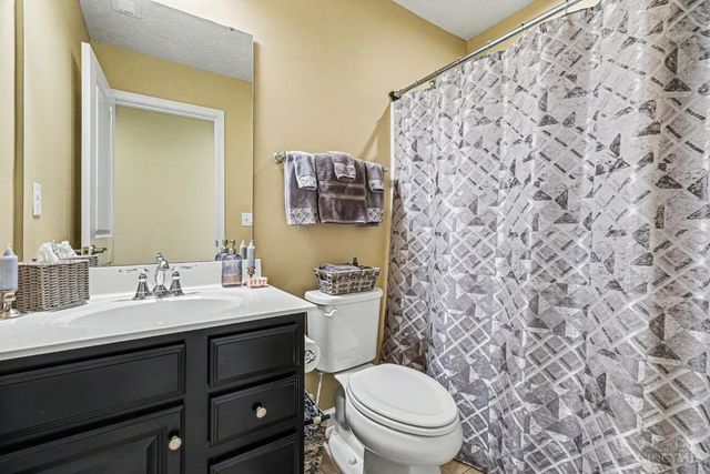 7893 Pinnacle Point Drive, West Chester, OH 45069