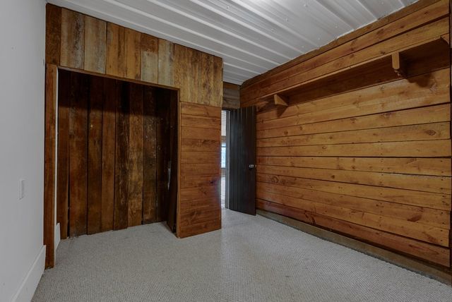 233 MacArthur Ln, Walling, TN 38587