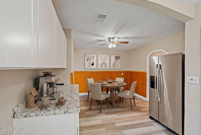 1521 Cornell Ave, Yakima, WA 98902