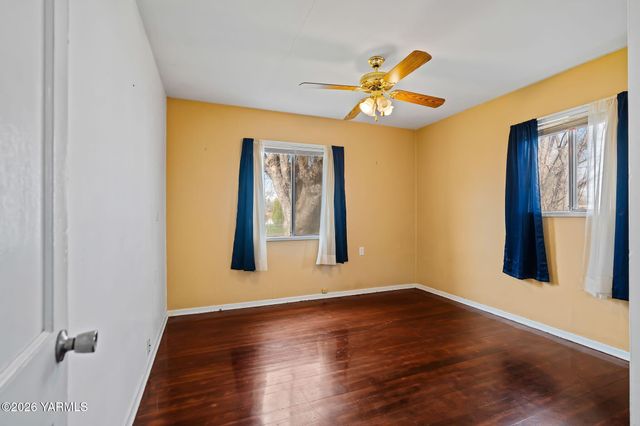 1521 Cornell Ave, Yakima, WA 98902