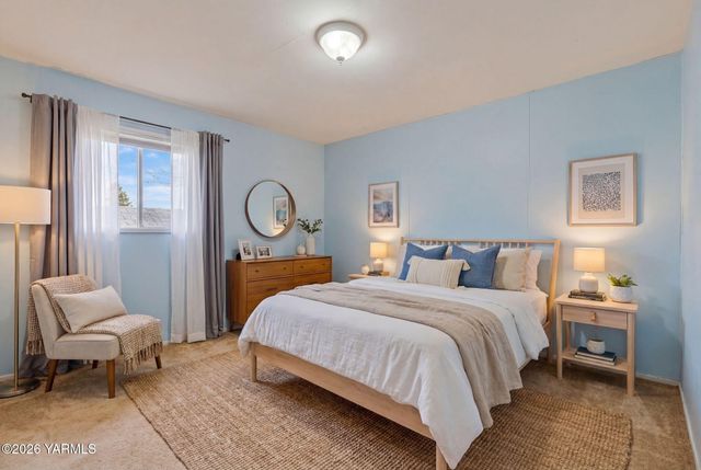 1521 Cornell Ave, Yakima, WA 98902