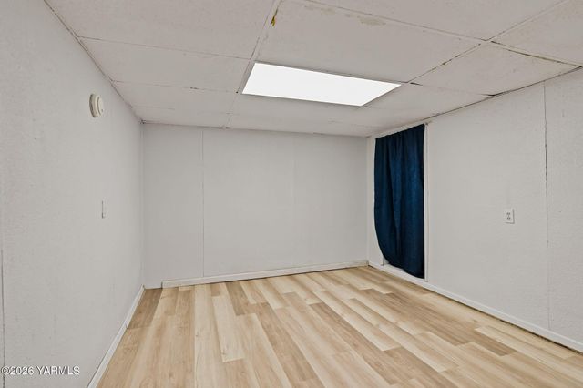 1521 Cornell Ave, Yakima, WA 98902