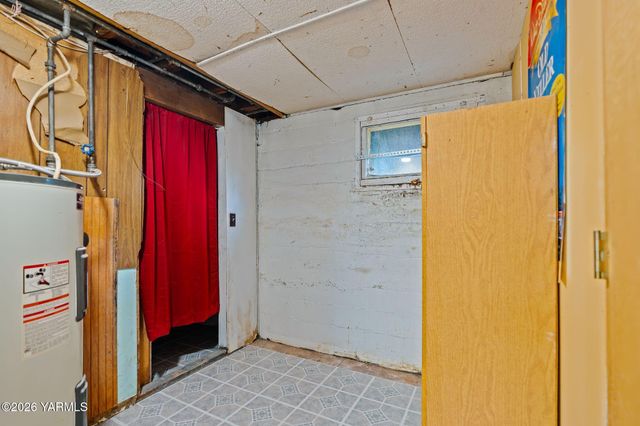 1521 Cornell Ave, Yakima, WA 98902