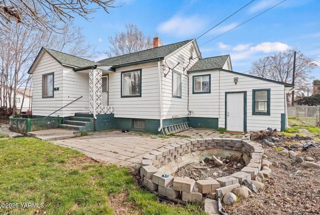 1521 Cornell Ave, Yakima, WA 98902
