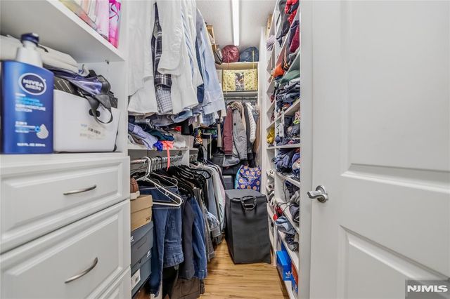 5114 City Place, Edgewater, NJ 07020