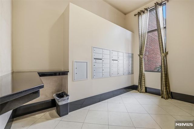 5114 City Place, Edgewater, NJ 07020