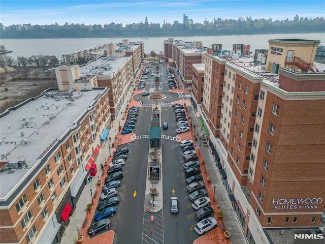 5114 City Place, Edgewater, NJ 07020