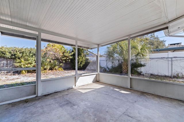 1013 55TH TERRACE S, St Petersburg, FL 33705