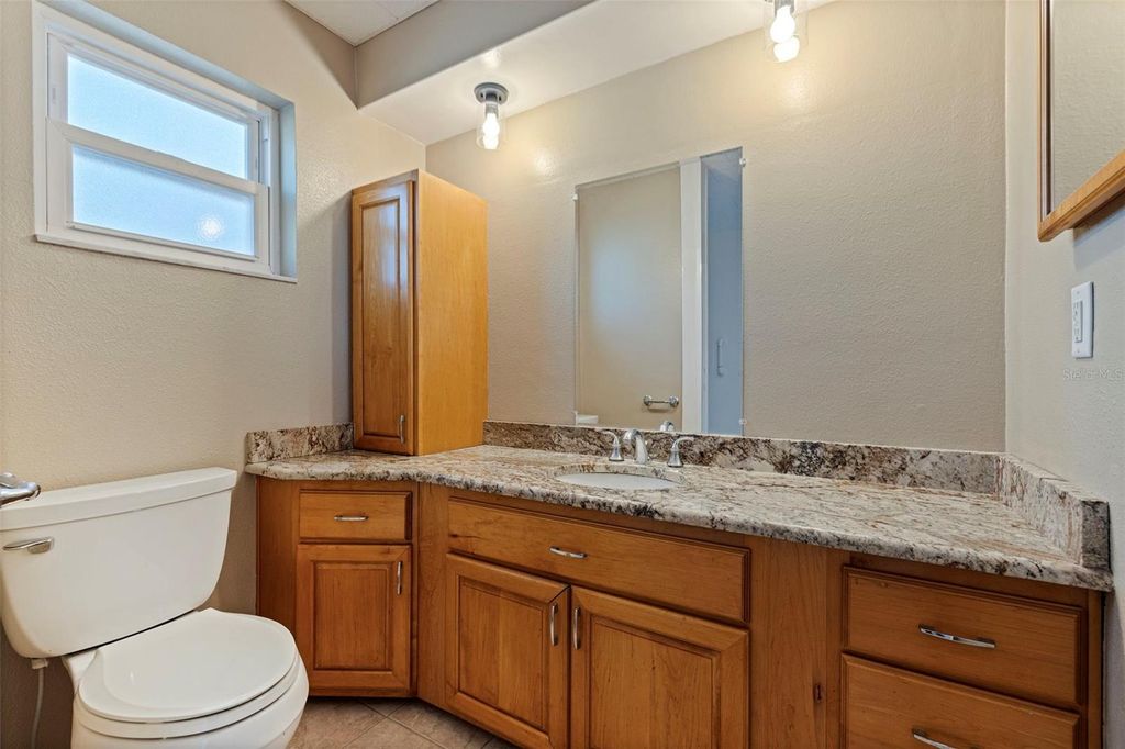 Image 21 of property listing at 1013 55TH TERRACE S, St Petersburg, FL 33705