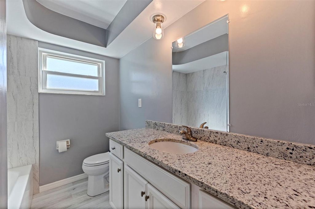 Image 27 of property listing at 1013 55TH TERRACE S, St Petersburg, FL 33705