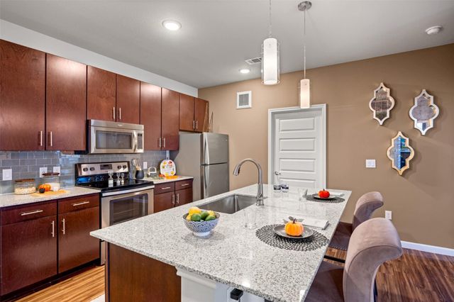 9308 S 1st BCH 1533, Austin, TX 78748