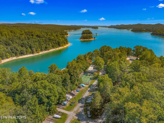 211 Club House Drive, Andersonville, TN 37705