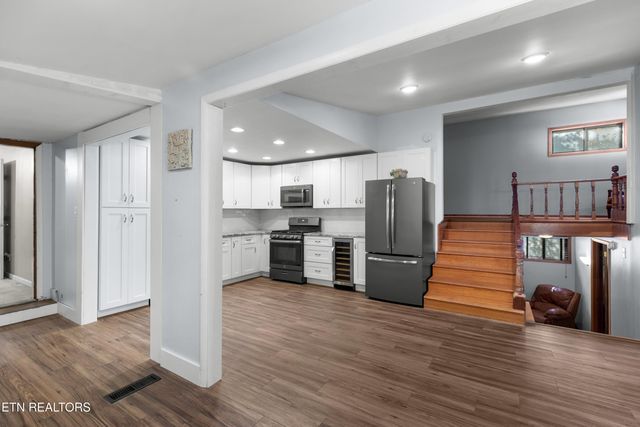 211 Club House Drive, Andersonville, TN 37705