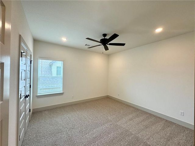 4802 SW Scarlet Oak Street, Bentonville, AR 72713