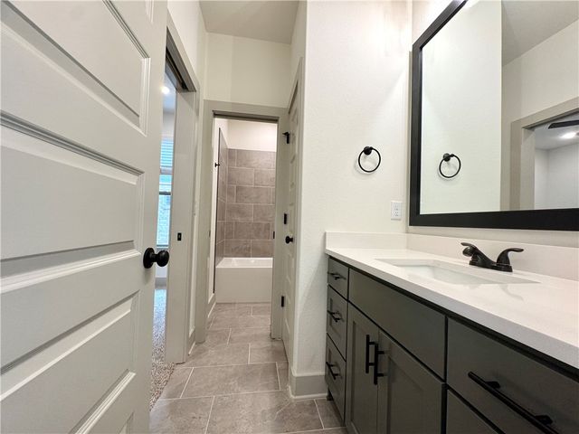 4802 SW Scarlet Oak Street, Bentonville, AR 72713