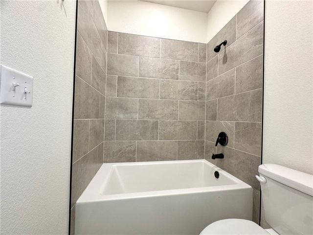 4802 SW Scarlet Oak Street, Bentonville, AR 72713