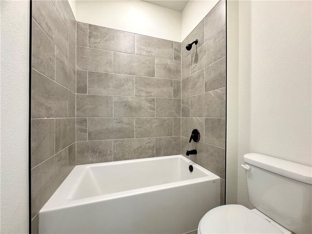 4802 SW Scarlet Oak Street, Bentonville, AR 72713