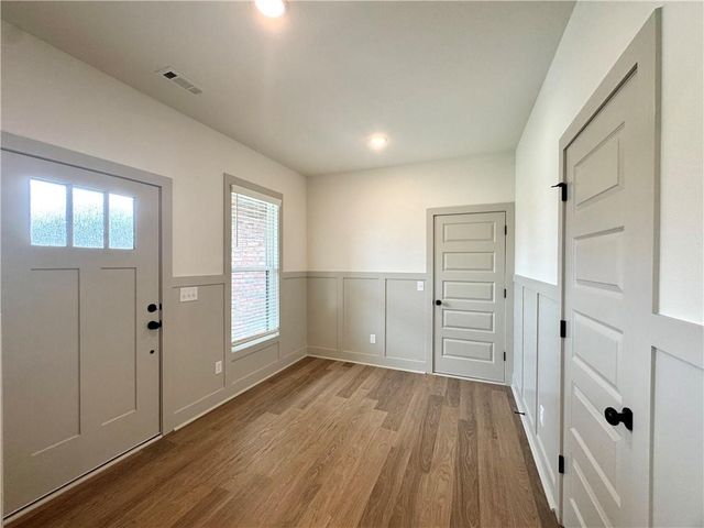 4802 SW Scarlet Oak Street, Bentonville, AR 72713