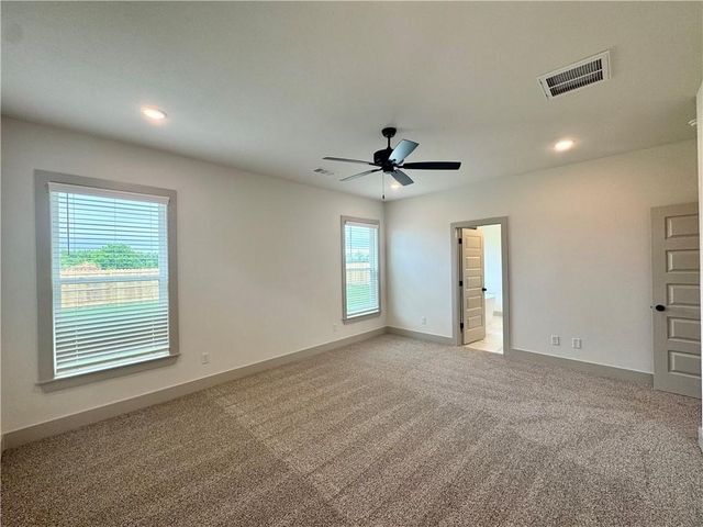 4802 SW Scarlet Oak Street, Bentonville, AR 72713