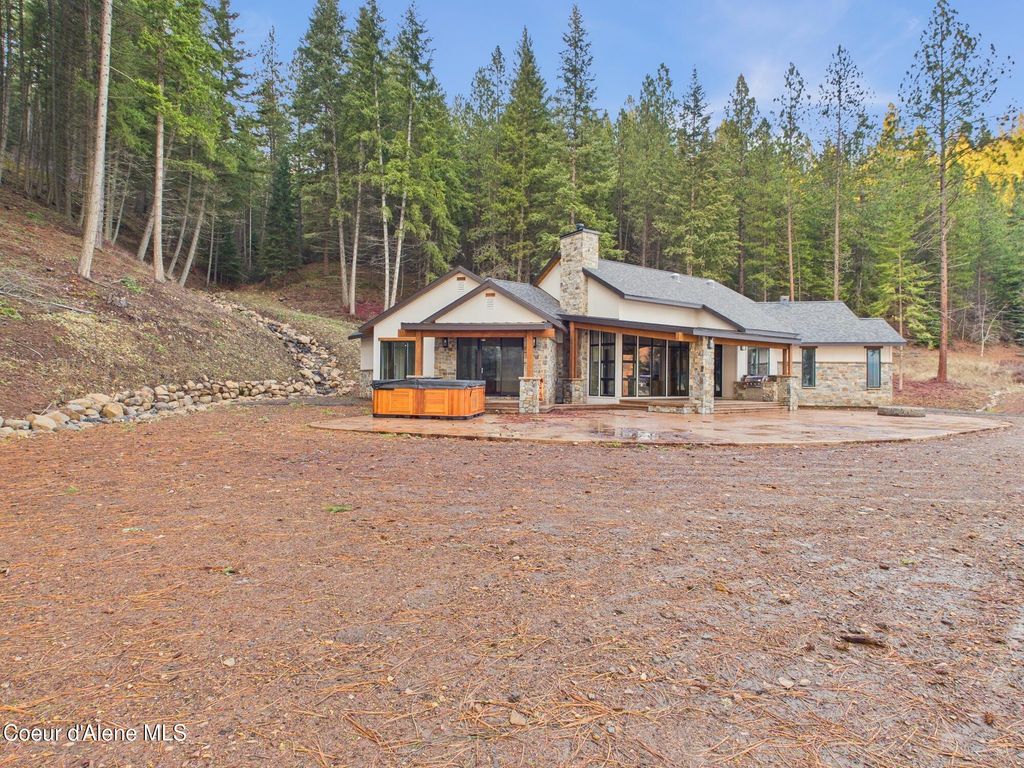 1413 E Round Lake RD, St. Maries, ID 83861 photo 4