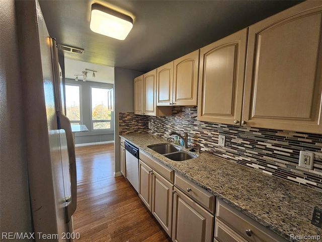 22700 Garrison Street 709, Dearborn, MI 48124