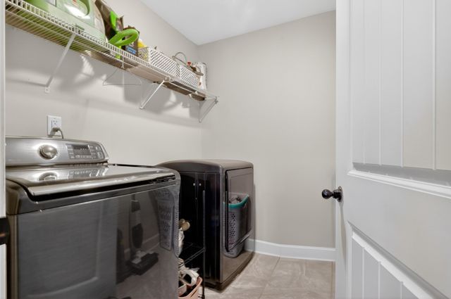 634 S Tunnel Rd, Gallatin, TN 37066