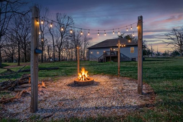 634 S Tunnel Rd, Gallatin, TN 37066