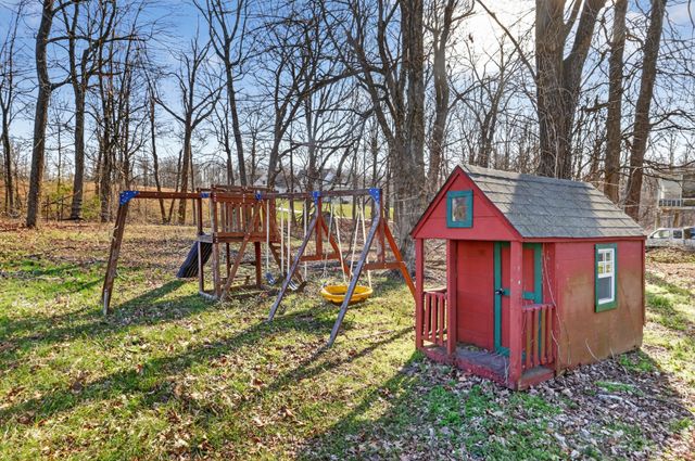 634 S Tunnel Rd, Gallatin, TN 37066