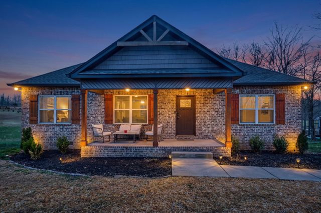 634 S Tunnel Rd, Gallatin, TN 37066