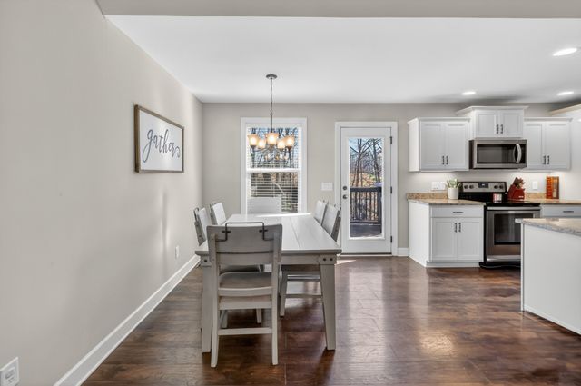 634 S Tunnel Rd, Gallatin, TN 37066