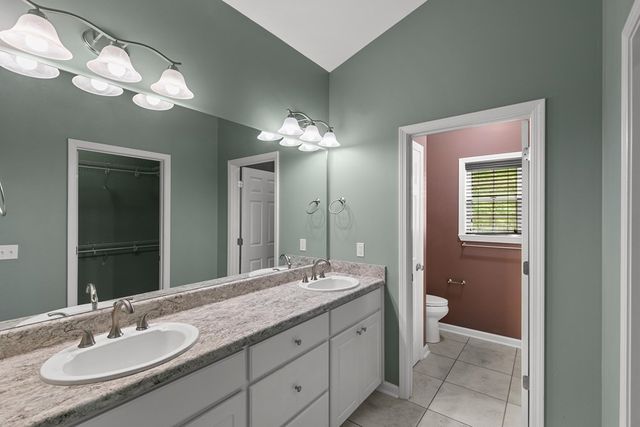141 Gracebrook Ct., Headland, AL 36345
