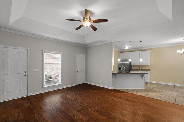 141 Gracebrook Ct., Headland, AL 36345