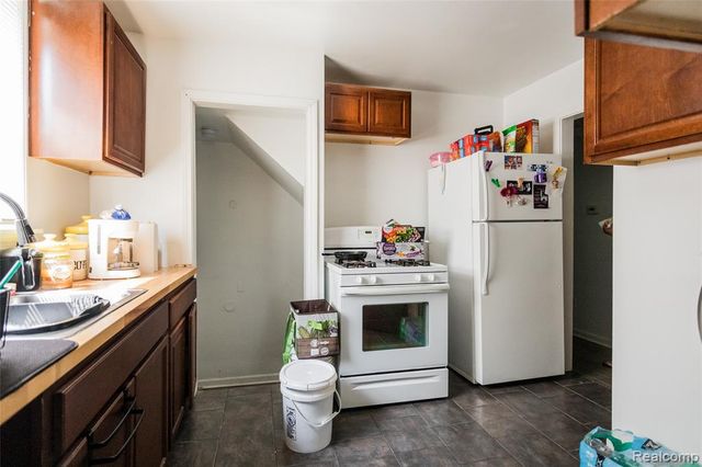 4267 Cadieux Road, Detroit, MI 48224