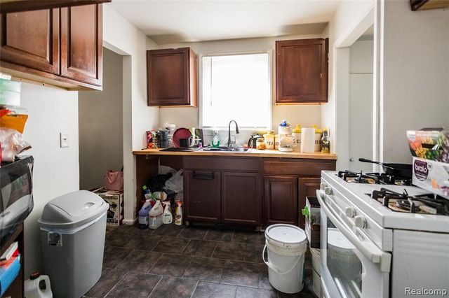 4267 Cadieux Road, Detroit, MI 48224