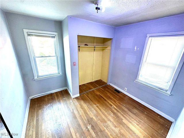 33012 Lake Shore Boulevard, Willowick, OH 44095